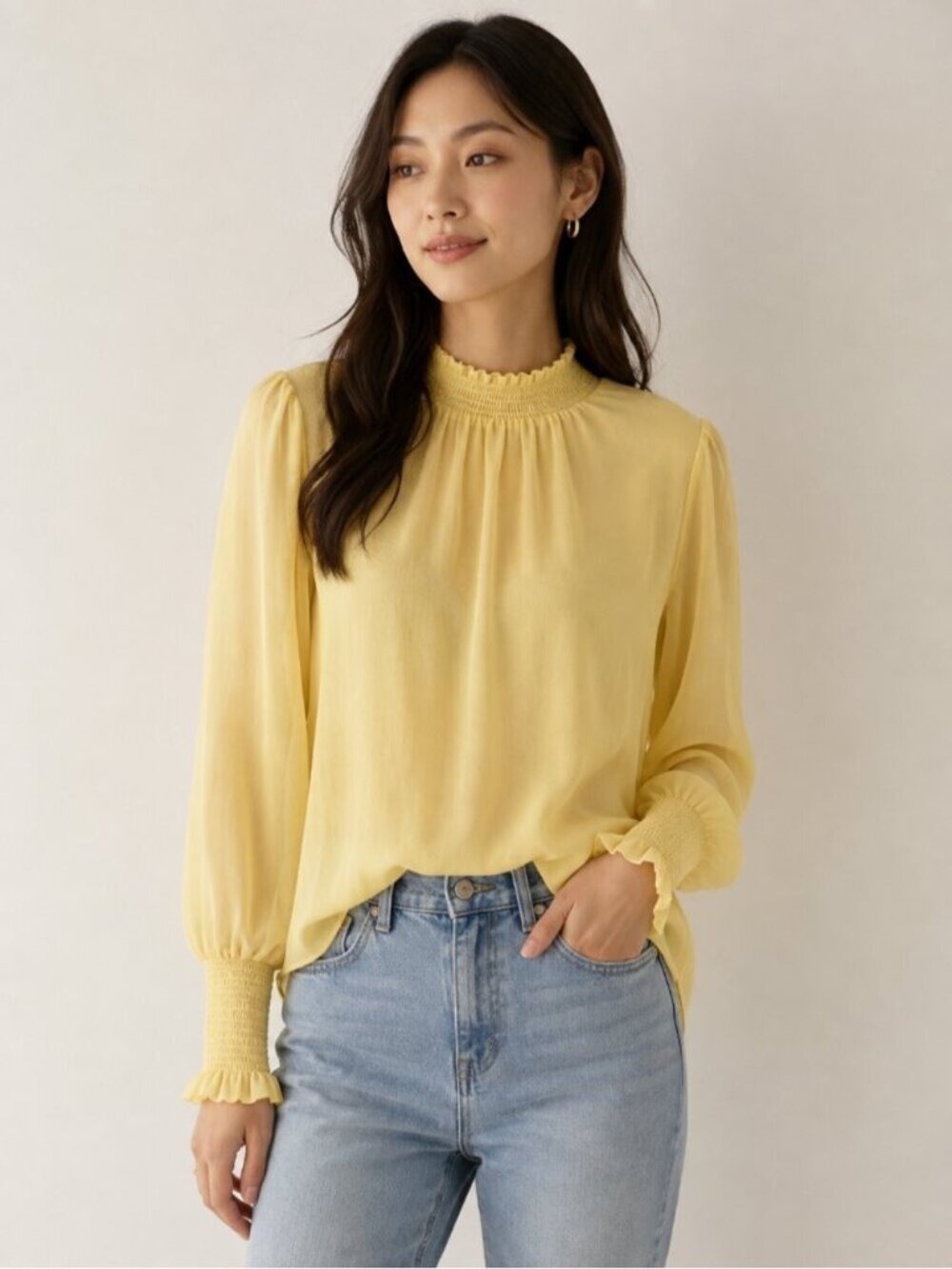 Wilfred Aritzia Yellow Smocked High Neck Blouse Size Small 0810
